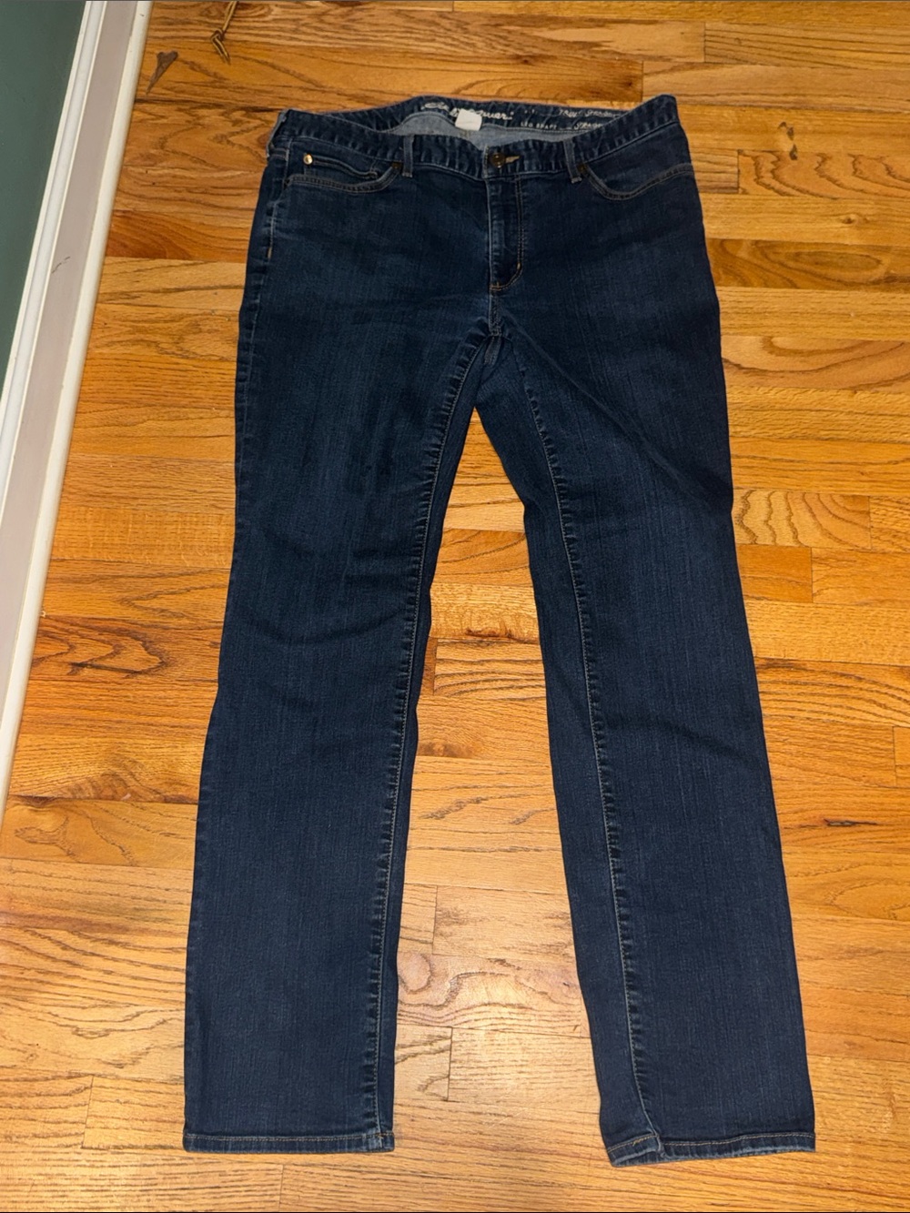 Eddie Bauer Dark Blue truly straight Skinny Jeans Sz 16